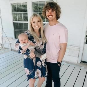 Meet your Posher, Claire